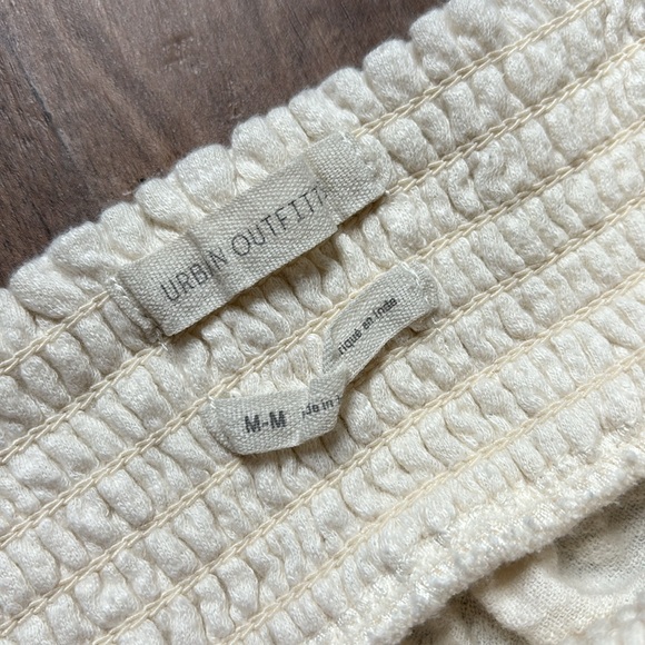 Urban Outfitters Cream Crop Top - Picture 3 of 4